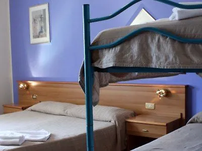 Hotel Easy Siena 3*