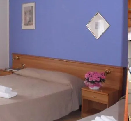 Easy Siena Hotel